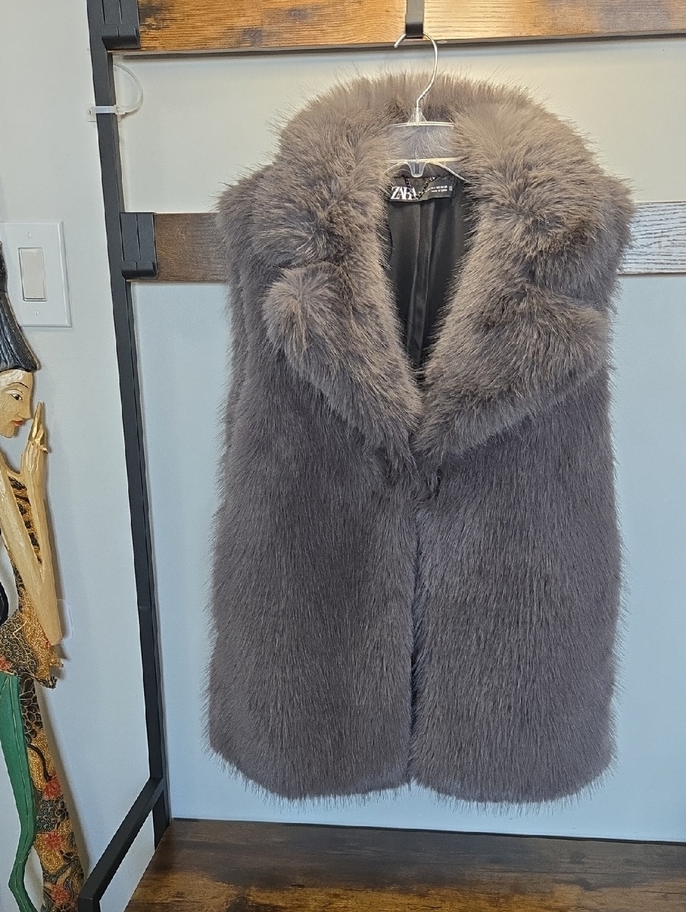 Zara Taupe Oversize Old Money Luxury Faux Fur Sleeveless Vest with Plush Collar